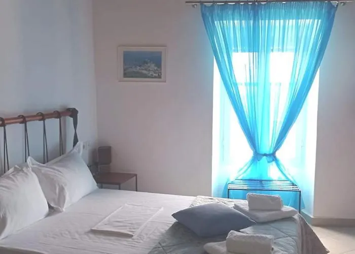 Chora View 招待所 Kýthira